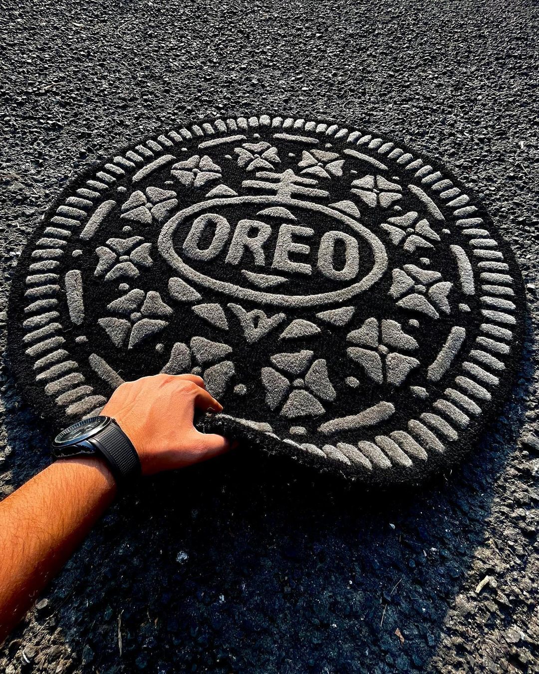 Oreo Biscuit Rug