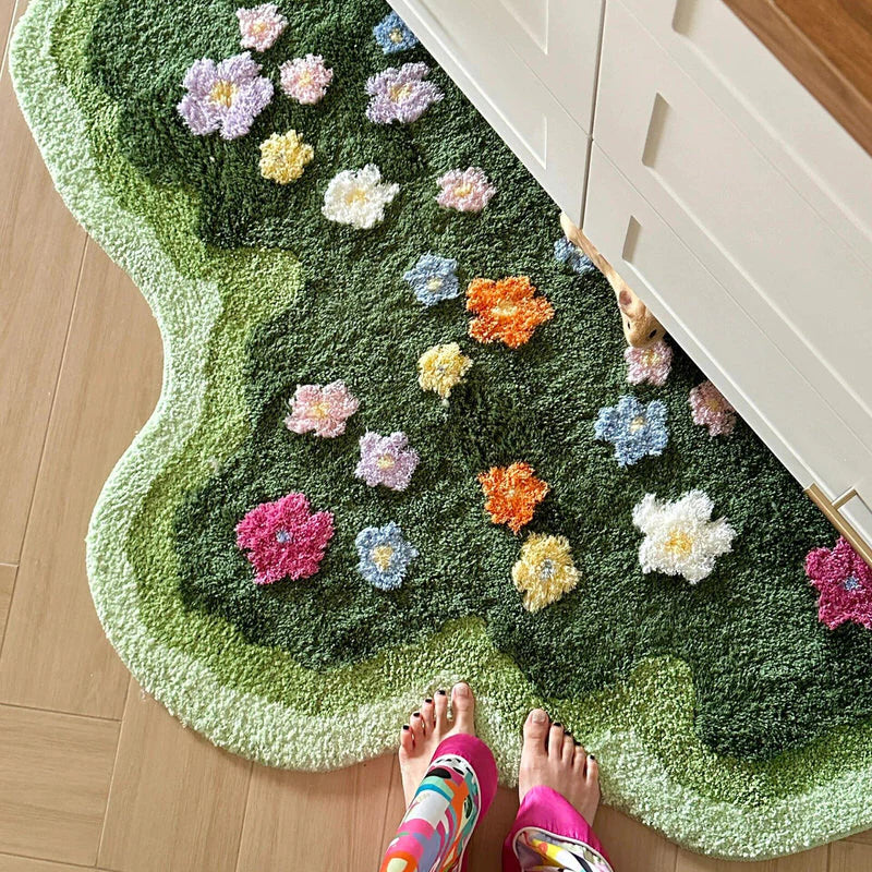 Green Blooming Lawn Rug